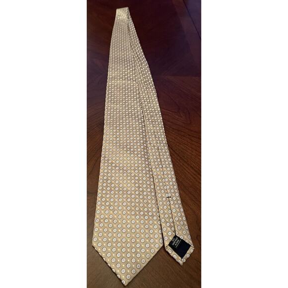 Club Room Tan Hand Made 100% Silk Men’s Neck Tie Made In China - Picture 3 of 9